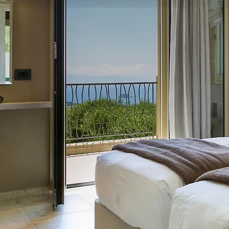 Stunning Kefalonia 4 Bedrooms Ylenia Private Pool Villa Lakíthra
